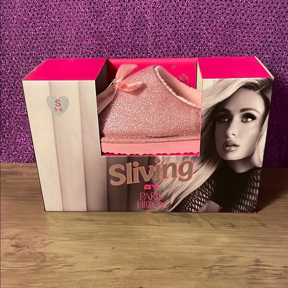 Paris Hilton Shoes - Paris Hilton Sliving Pink Slippers